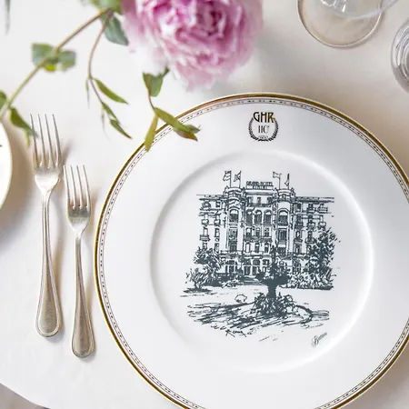 فندق Residenza Parco Fellini