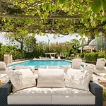 Hotel Residenza Parco Fellini 4*
