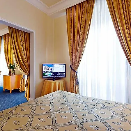 Hotel Residenza Parco Fellini