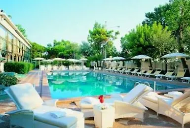 Hotel Residenza Parco Fellini 4*