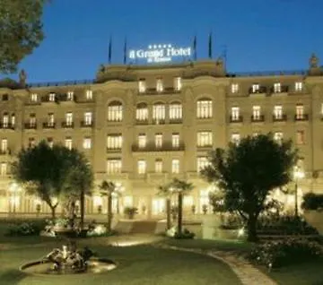 Residenza Parco Fellini Hotel 4*