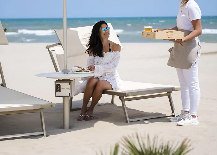 Hotel Residenza Parco Fellini 4*