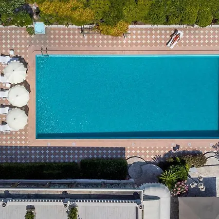Residenza Parco Fellini Римини