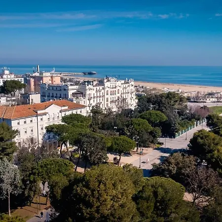 Отель Residenza Parco Fellini Римини