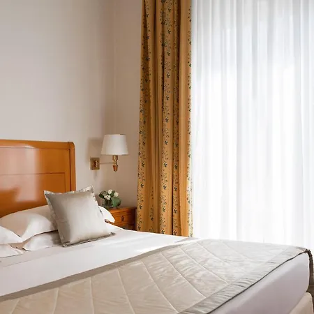Residenza Parco Fellini 리미니