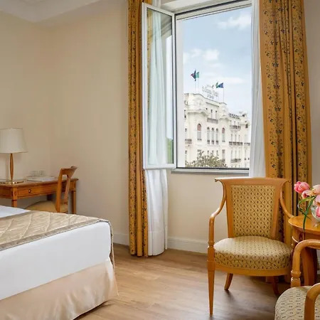 Residenza Parco Fellini Отель 4*
