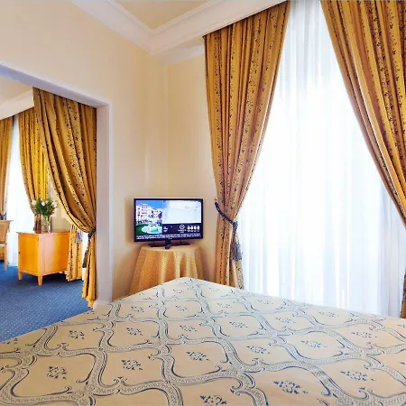 Residenza Parco Fellini Римини