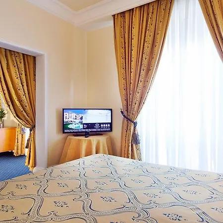 Residenza Parco Fellini Римини