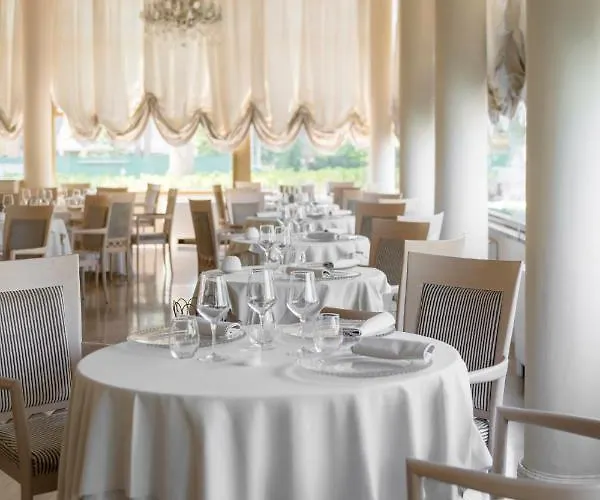 Residenza Parco Fellini 4* Rimini