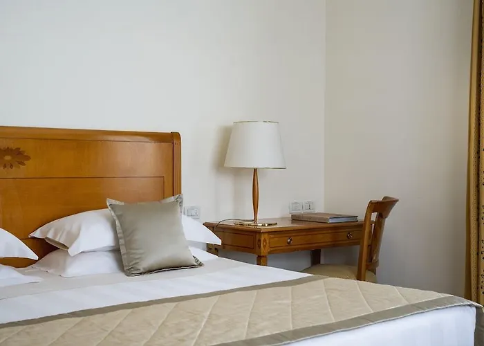 Residenza Parco Fellini Hotel 4*